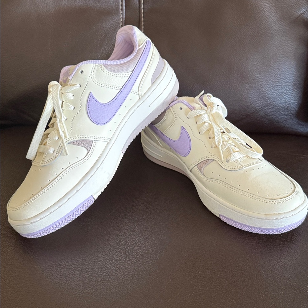 Nike Gamma Force Pale Ivory / Lilac Bloom